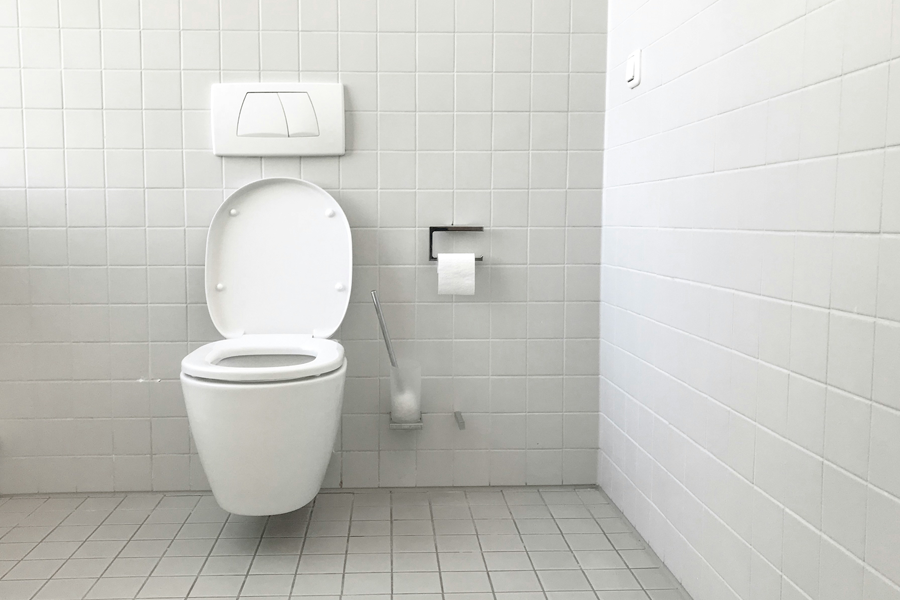 A clean bathroom stall